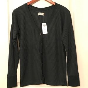 Brand new Abercrombie & Fitch cardigan
